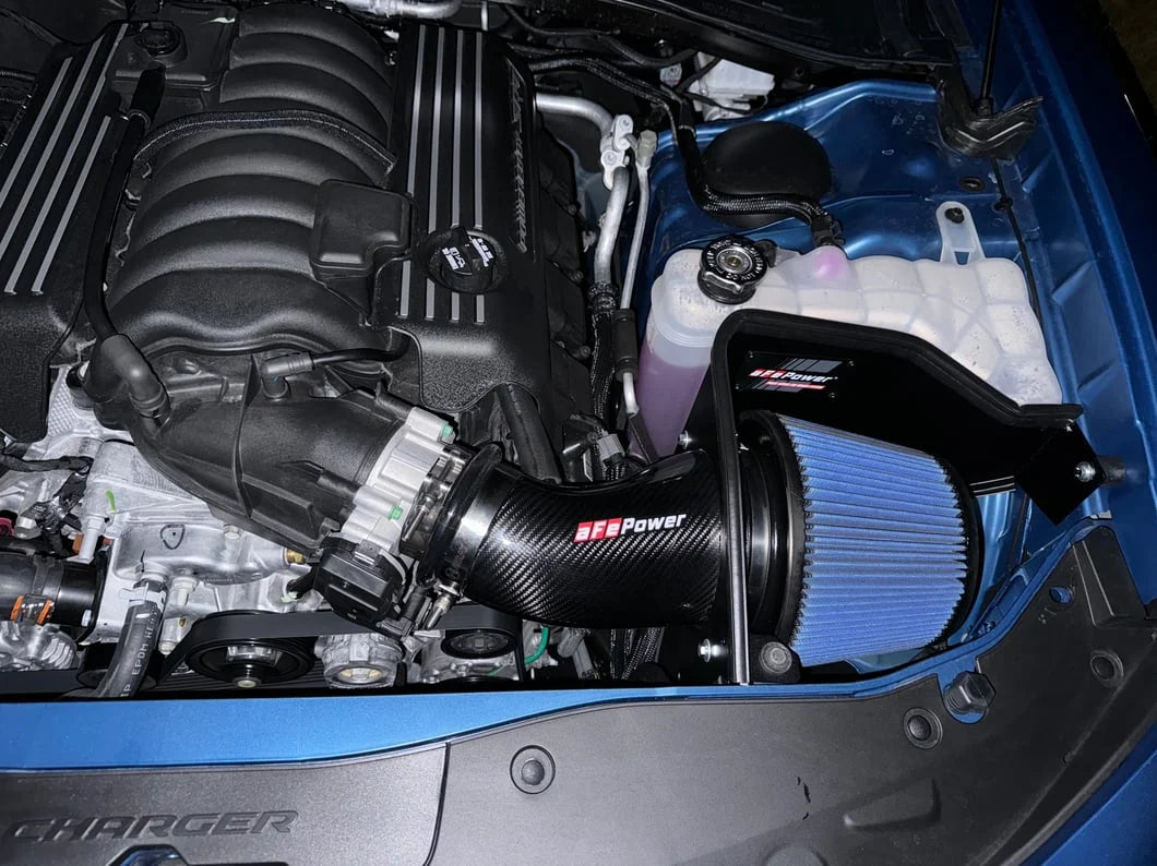Filtro de Alto Flujo aFe Magnum Force en Fibra de Carbono Challenger/Charger 6.4L 2011-2023