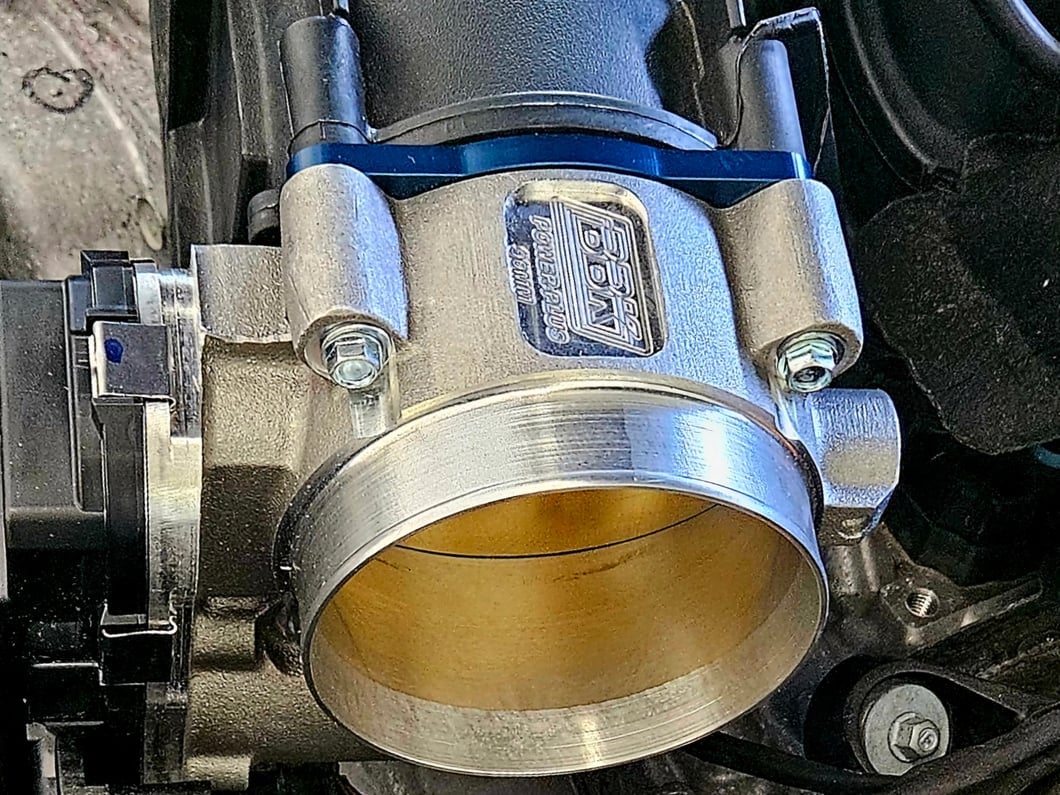 Cuerpo de Aceleración BBK 90mm Hemi V8 5.7L/6.4L 2011-2023