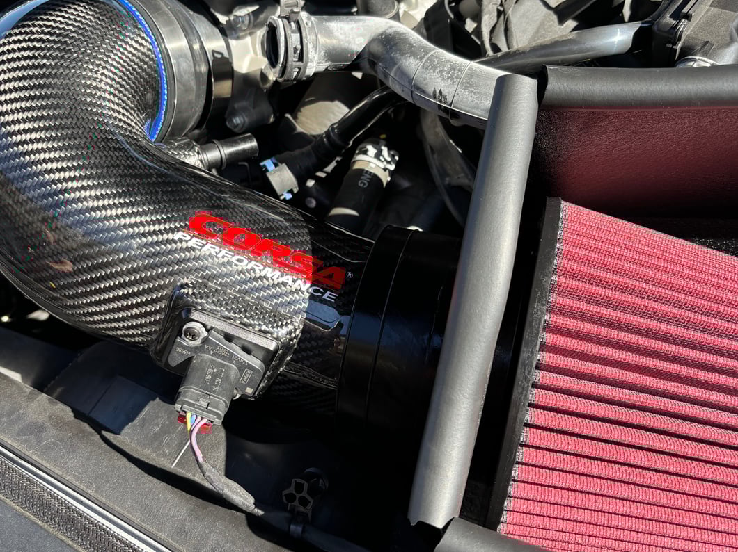 Filtro de Alto Flujo Corsa en Fibra de Carbono Mustang GT 2018-2023