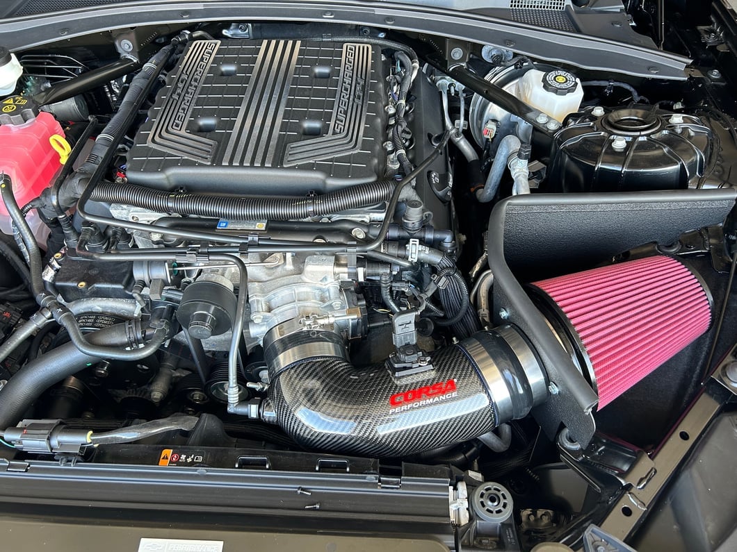 Filtro de Alto Flujo CORSA en Fibra de Carbono Camaro ZL1 2017-2024