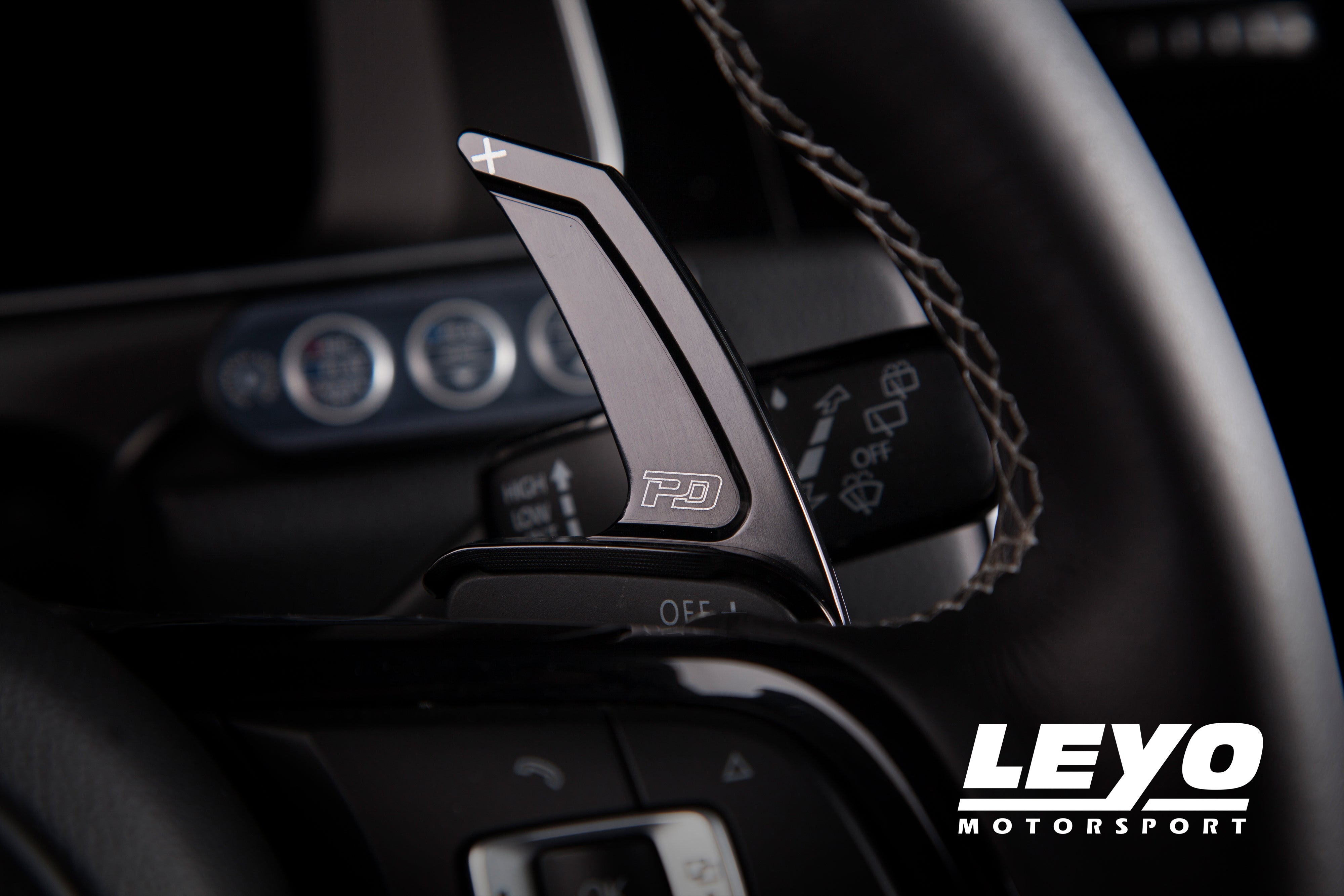 Paletas de Cambio en Billet Leyo Motorsport VW MK7 GTI/R