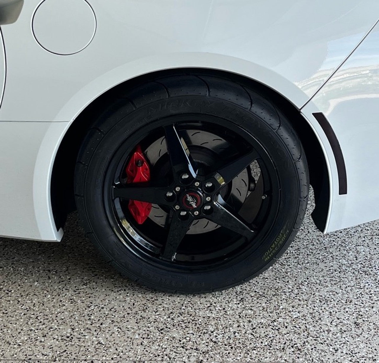 Rin Race Star 92 Drag Star Negro Brillante 18x10.5 5x120 | Corvette Camaro