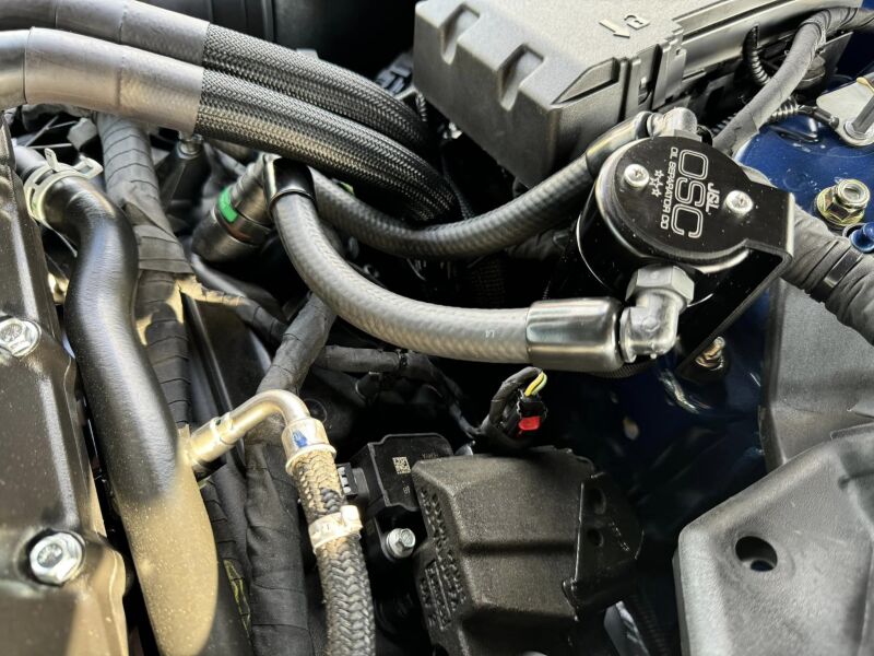 Catch Can J&L Mustang GT 5.0L V8 2024 Lado Pasajero