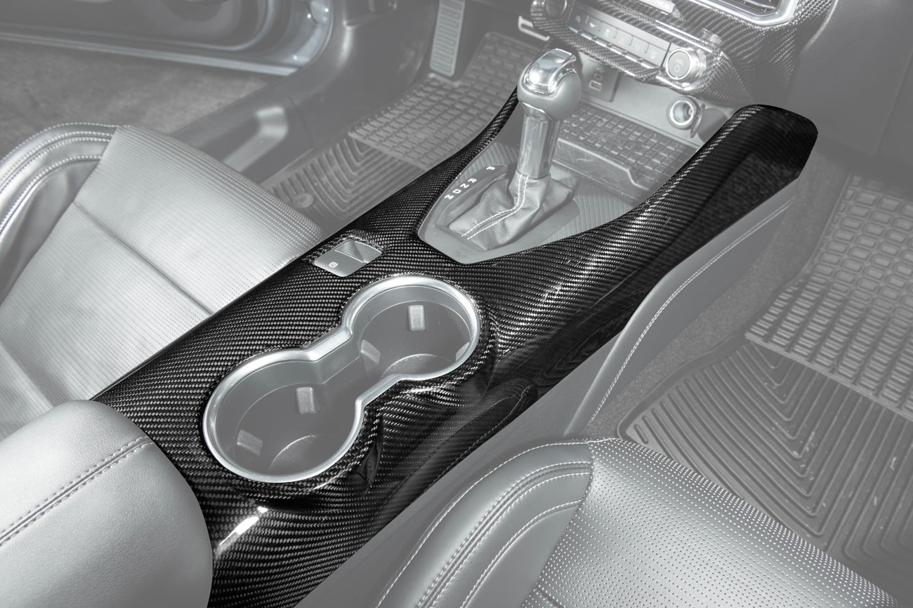 Centro de Consola en Fibra de Carbono Mustang 2024+