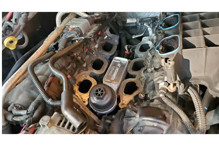 Enfriador Base Filtro de Aceite Mishimoto de Aluminio Charger 3.6L Pentastar 2011-2023