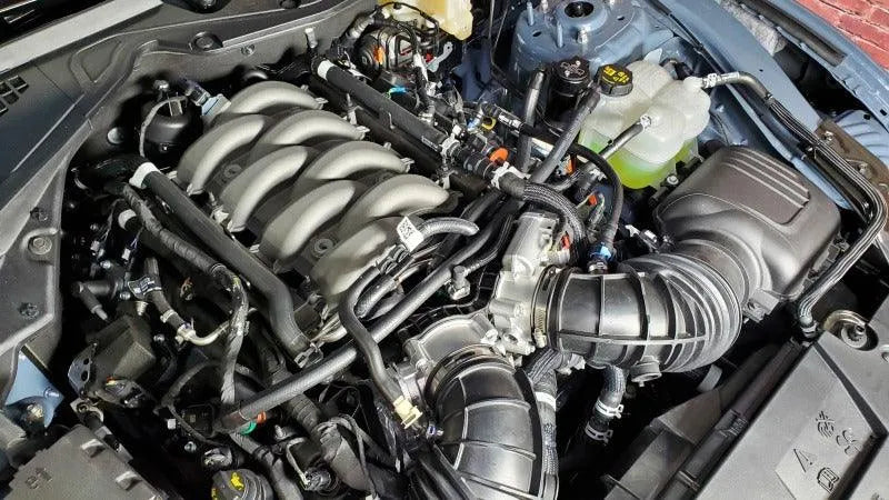 Catch Can J&L Mustang 5.0L V8 2024 Lado Conductor