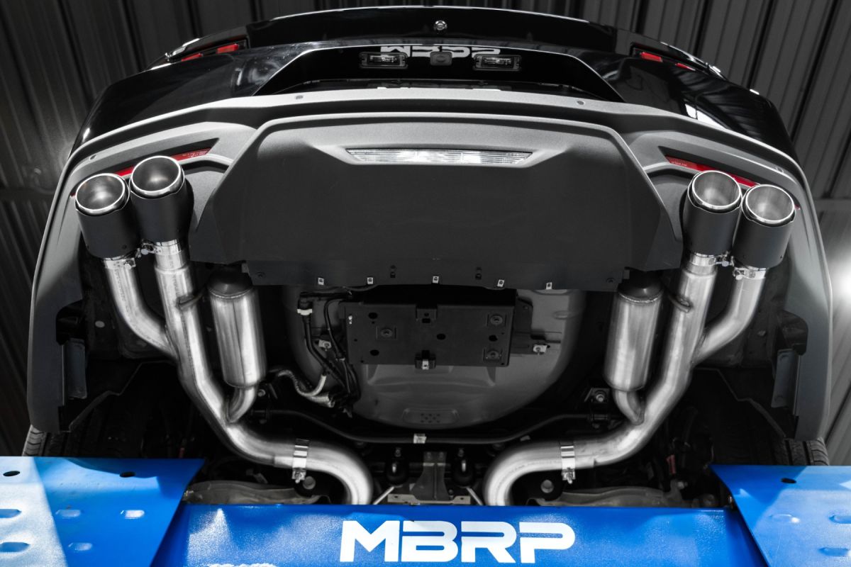 Escape Catback MBRP Mustang GT 5.0L V8 2024-2025 De 3" Salidas Cuádruples